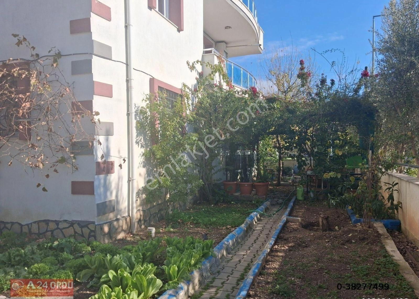 İzmir Menderes Kemalpaşa Mah Beyaz Kafe Yanı Köşe Arakat Doğal Gazlı Klimalı Kiralık Daire. - Görsel 15