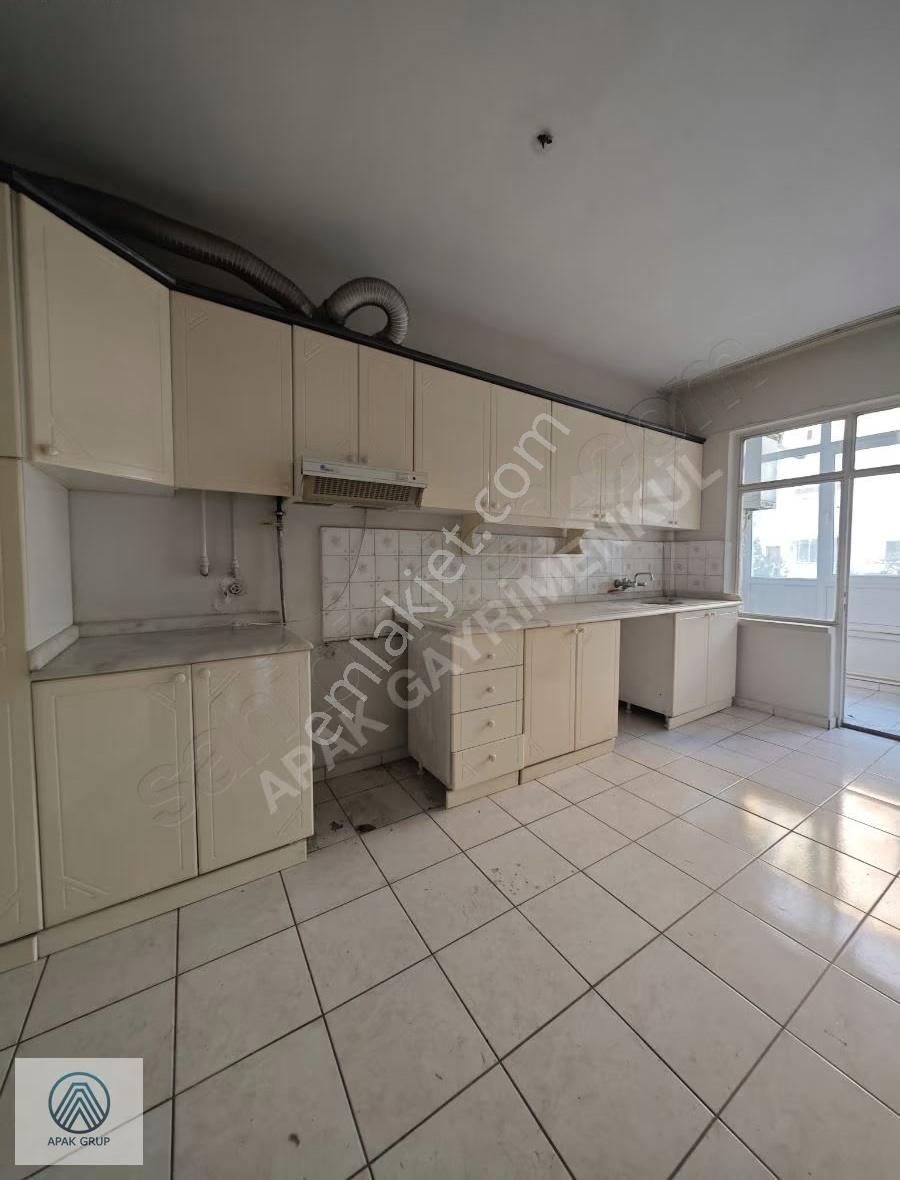 Mimar Sinanda Tramvaya Yakın | Güney Cephe | Kombili 3+1 Arakat - Görsel 11