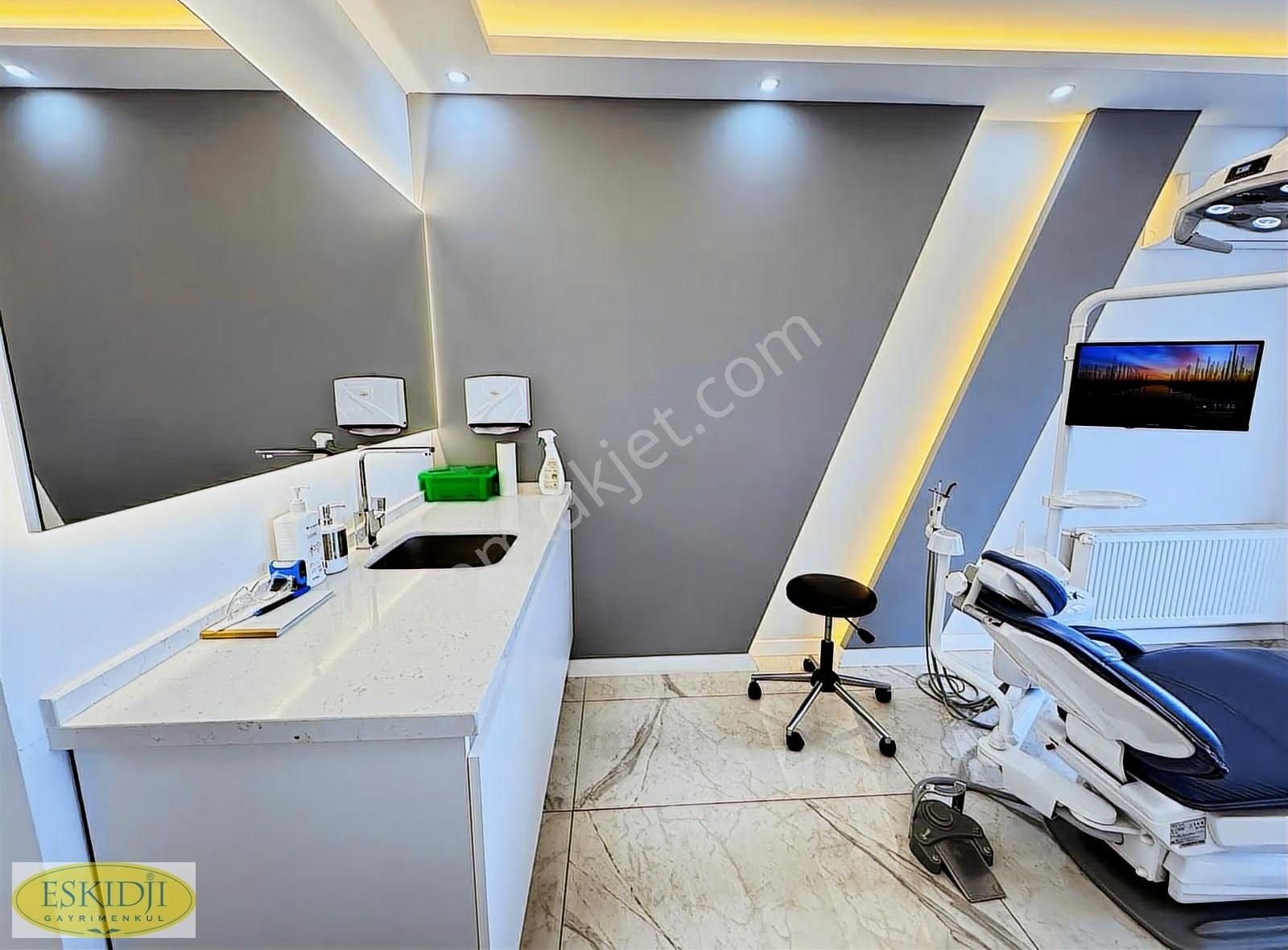 Çanakkale Devren Kiralık Tam Donanımlı Diş Muayehanesi - Görsel 4