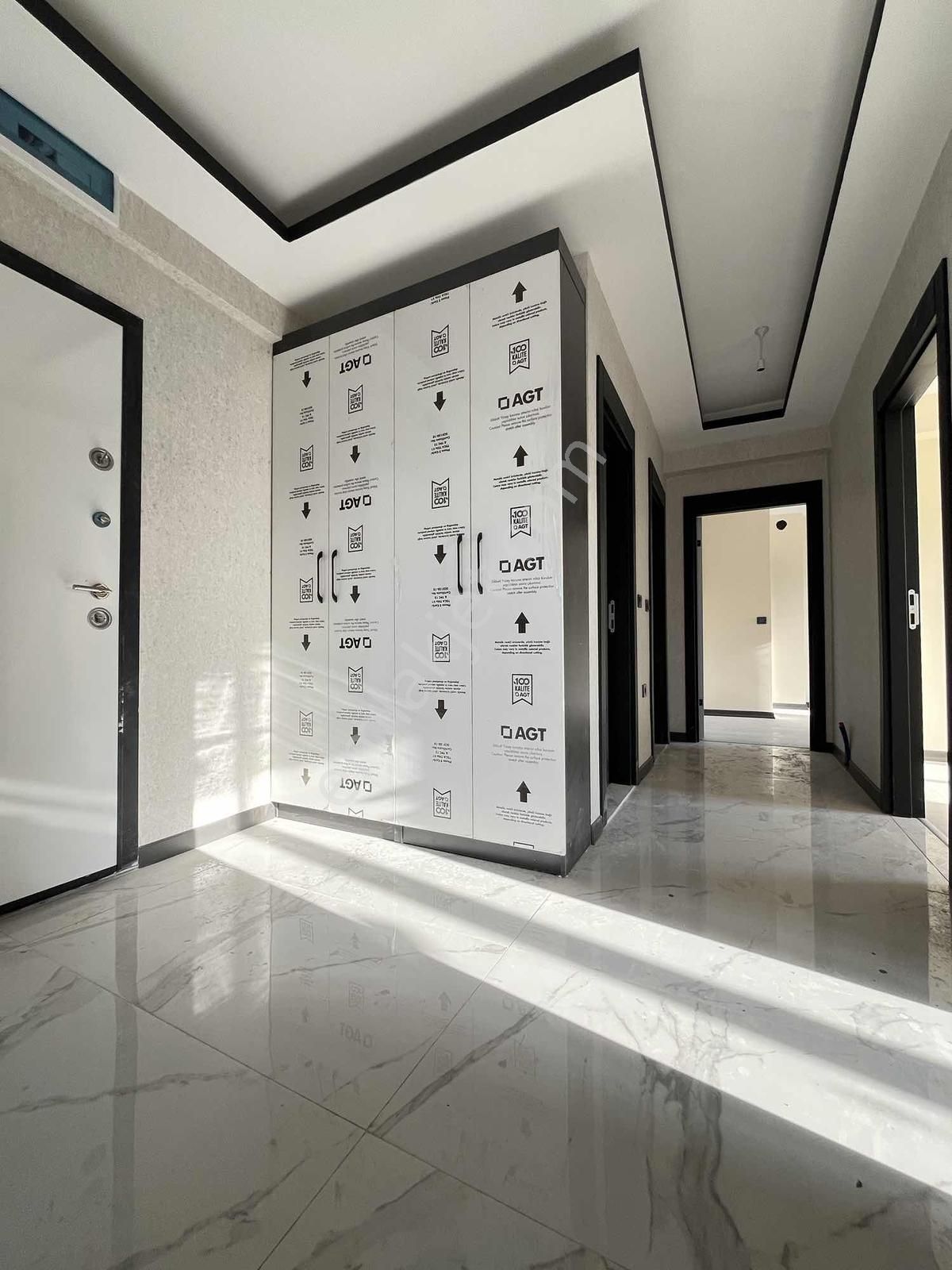 3+1 120m2 Ara Katta Emsalsiz Full Yapılı Ful Manzaralı Daire !! - Görsel 5