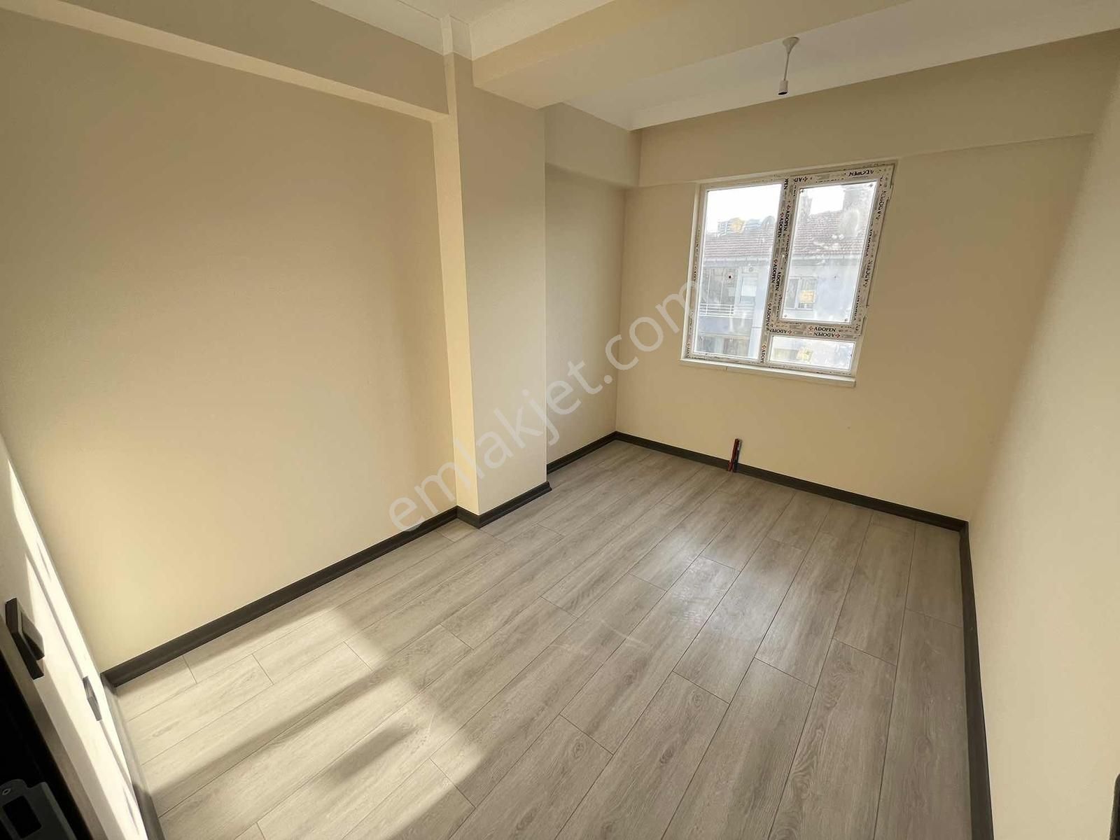 3+1 120m2 Ara Katta Emsalsiz Full Yapılı Ful Manzaralı Daire !! - Görsel 8