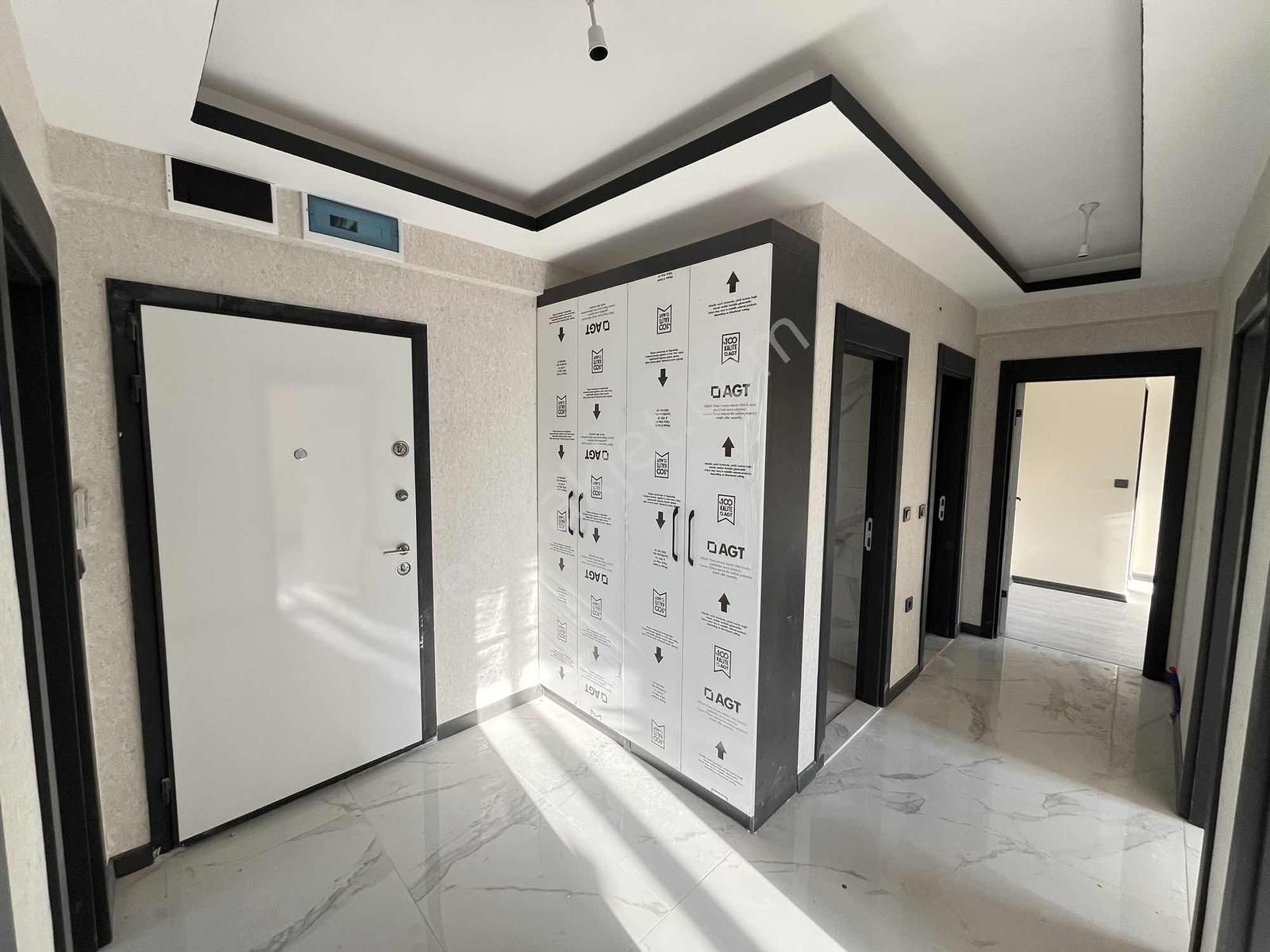 3+1 120m2 Ara Katta Emsalsiz Full Yapılı Ful Manzaralı Daire !! - Görsel 13