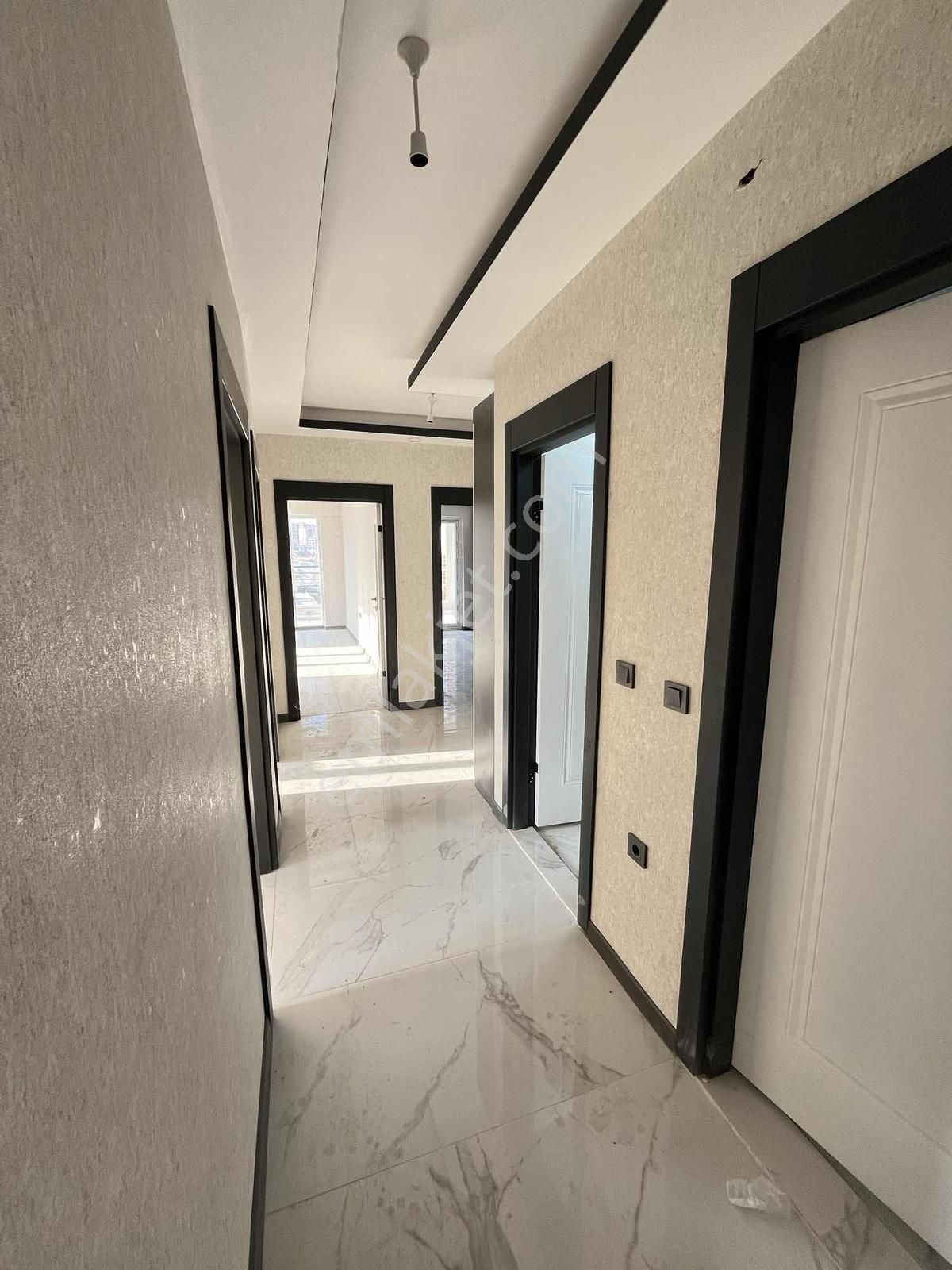 3+1 120m2 Ara Katta Emsalsiz Full Yapılı Ful Manzaralı Daire !! - Görsel 11