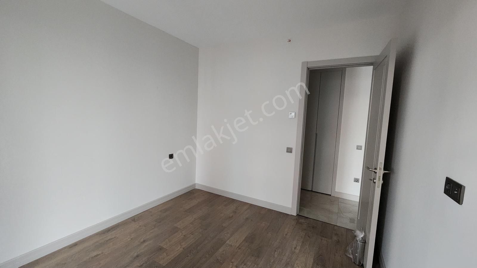 Tona Rezidans(residence) Prestijli 1+1 Satılık Çankaya Alacaatlı - Görsel 4