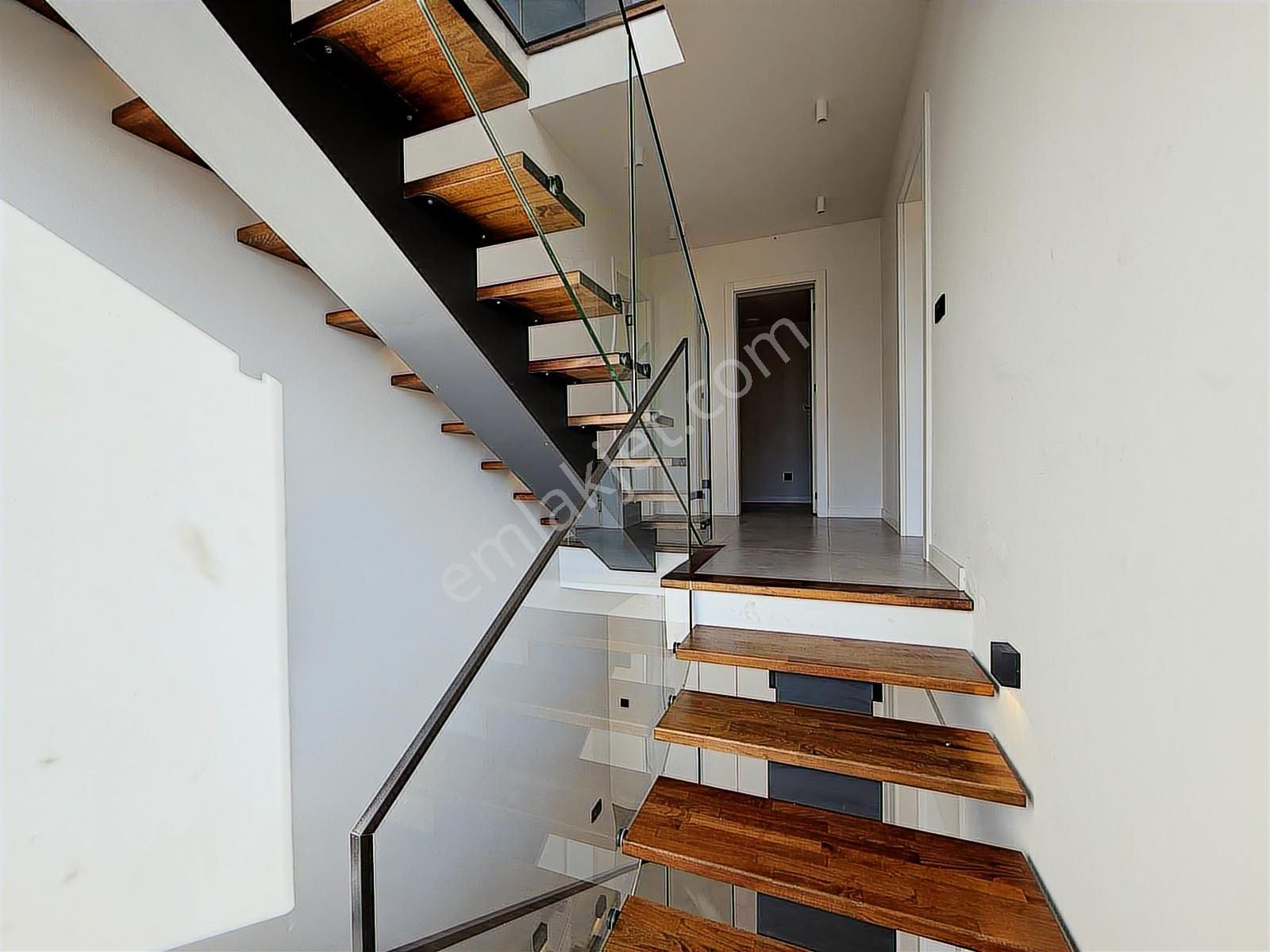 Denize Yakın Lüks Villa - Görsel 20