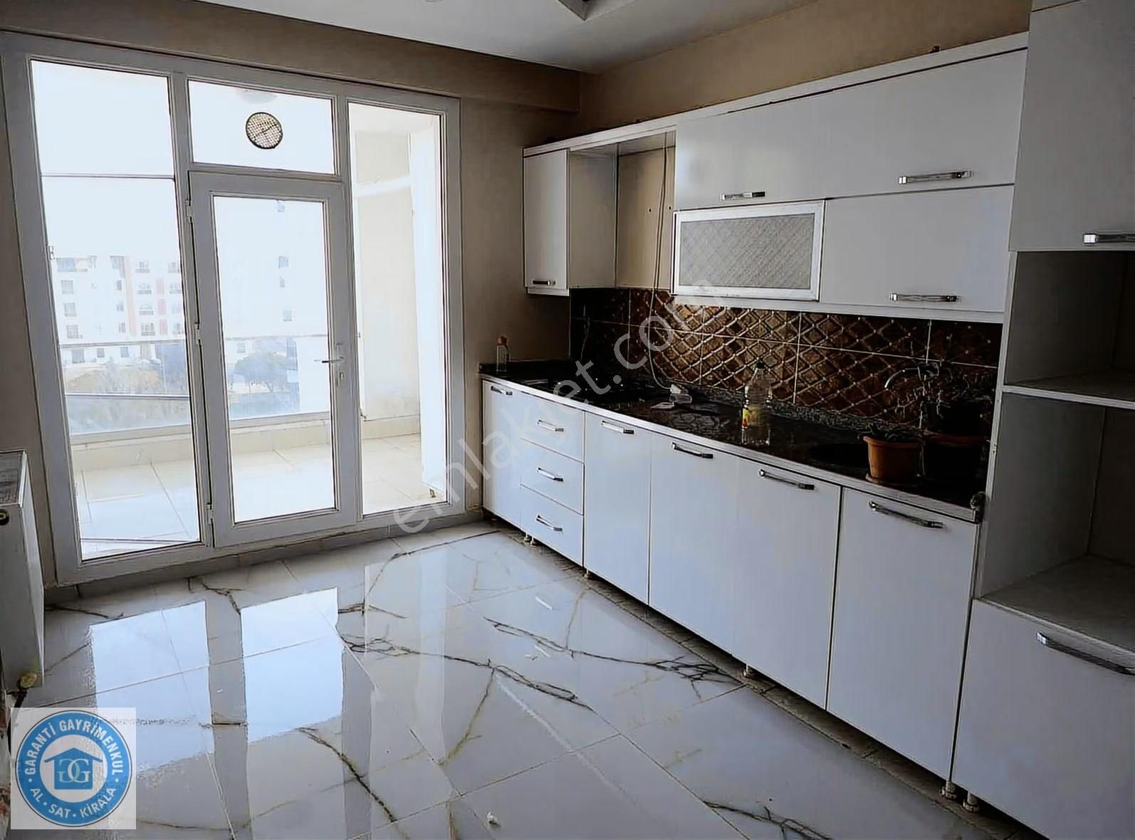 Dönümlü Mahallesinde Kiralık 3+1 Daire - Görsel 12