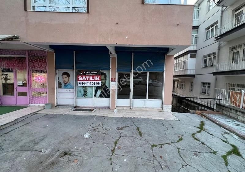 Abidinpaşa'da Merkezi Lokasyonda Satılık Dükkan