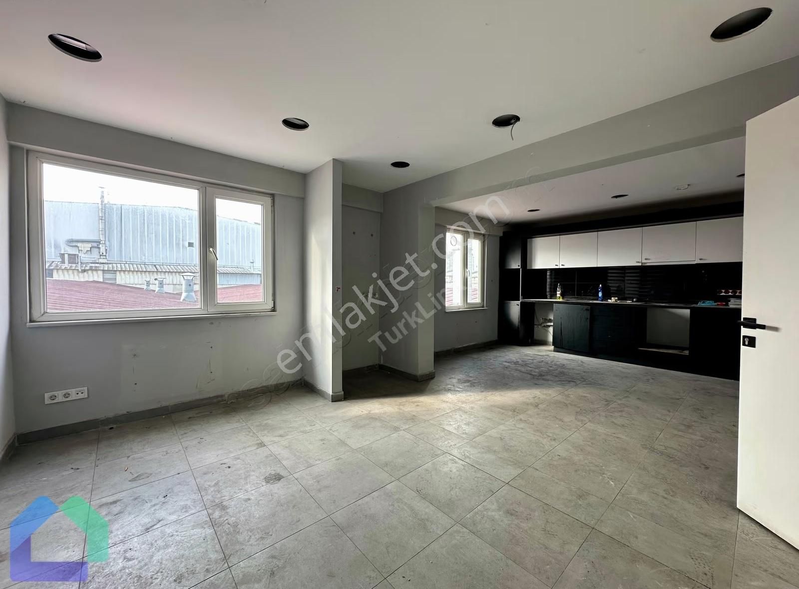 Beylikdüzü Osb Sanayi Bölgesi 4750 M2 Tek Kat H:10m Fabrika&depo - Görsel 8