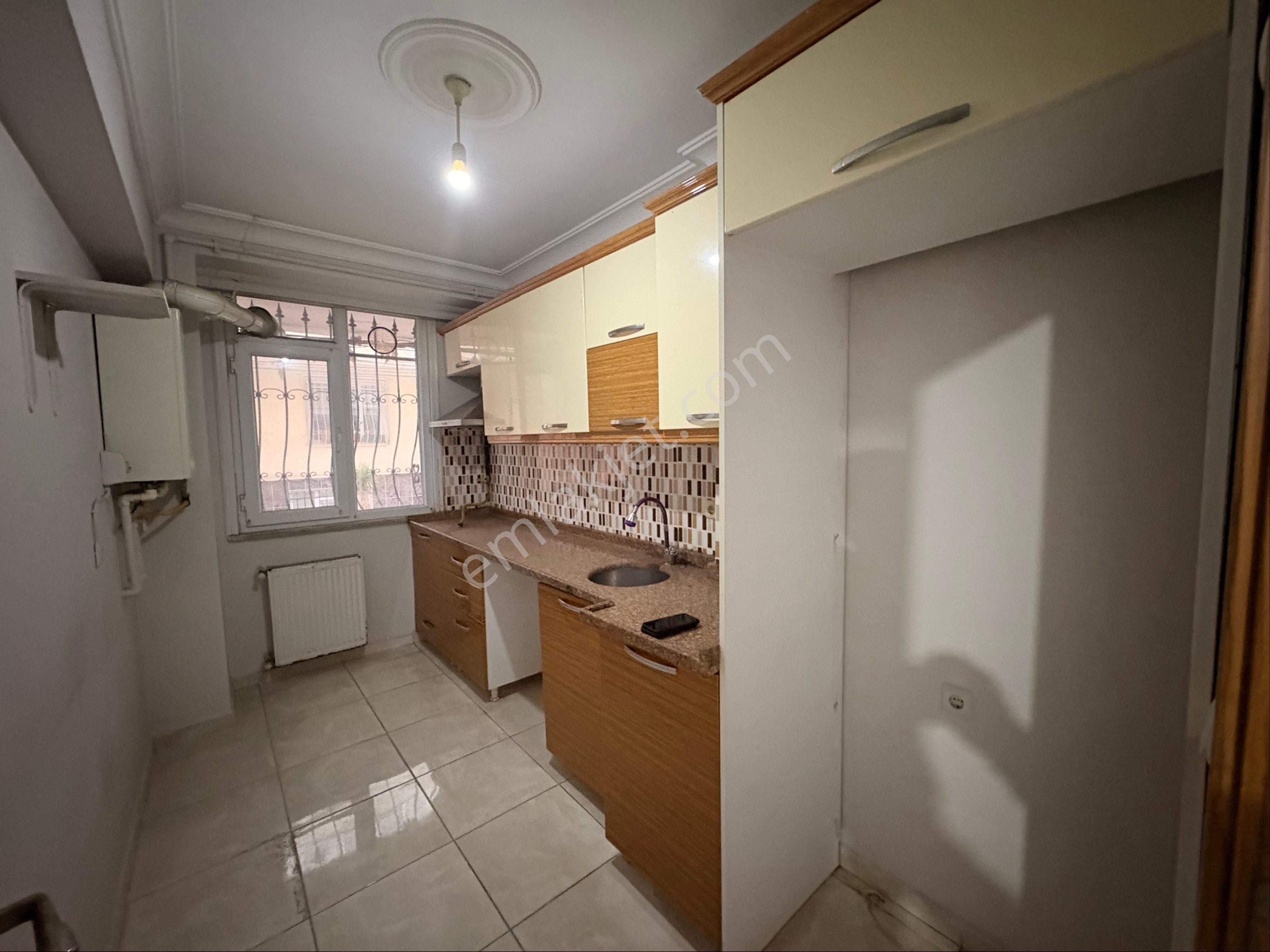 Merkezı Konumda Donanımlı Lüks Temız Daıre - Görsel 11