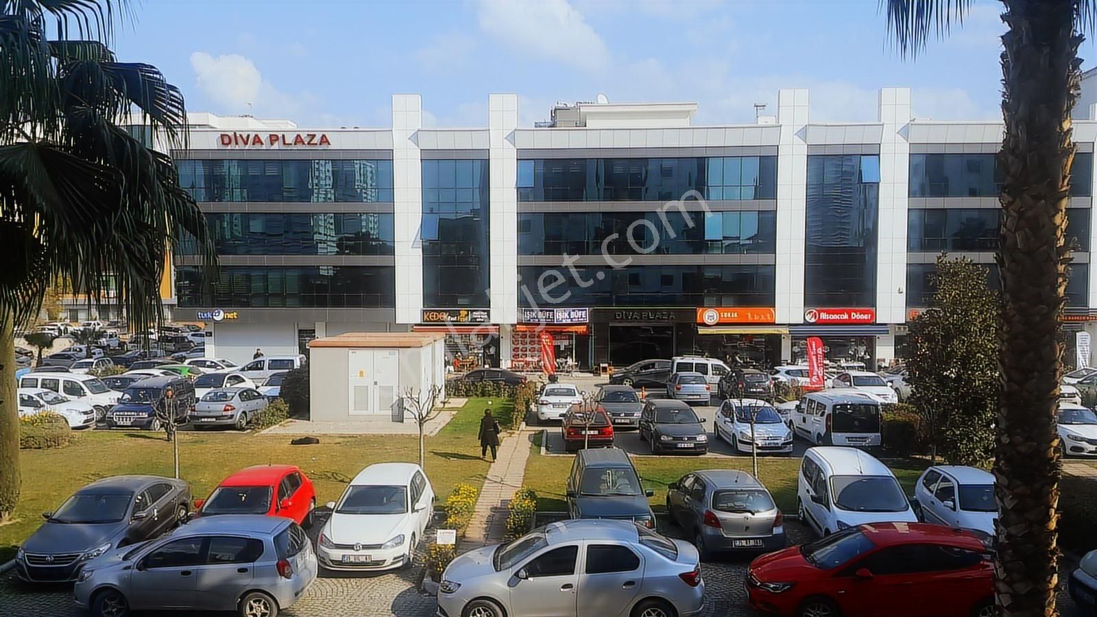 Bayraklı'da İtfaiye Onaylı Plazada Kiralık 75m2 Ofis 2+1 - Görsel 18