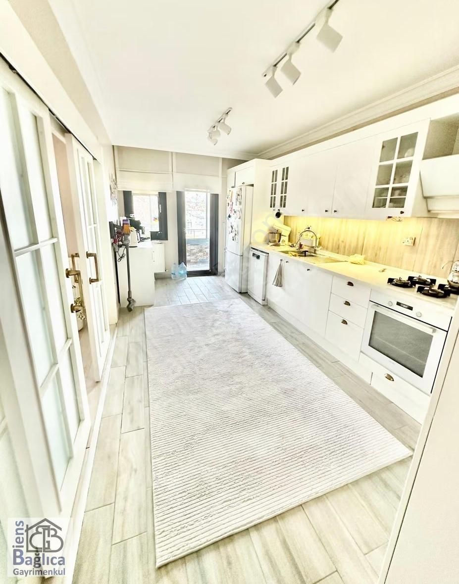 Biens'ten Bağlıcada Full Yapılı Geniş 3+1 Daire - Görsel 12