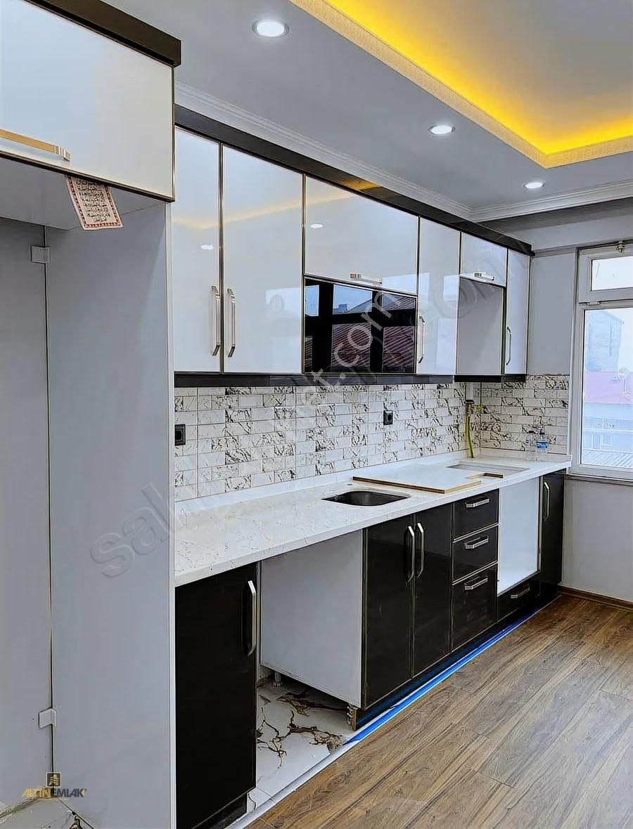 Altın Emlak Arsin Geniş Hol Planlı 2+1 Kullanışlı Satılık Daire - Görsel 4