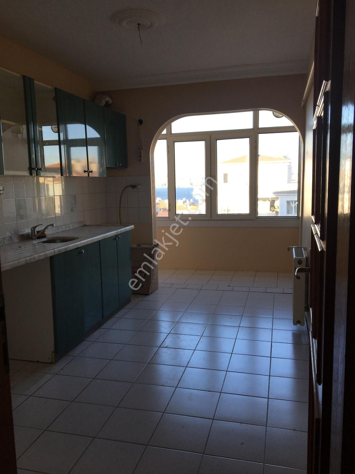 Gumuspala'da 3+1 Metrobuse 8 Dk, Gol Manzaralı, Yatırımlık Satılık Daıre - Görsel 2