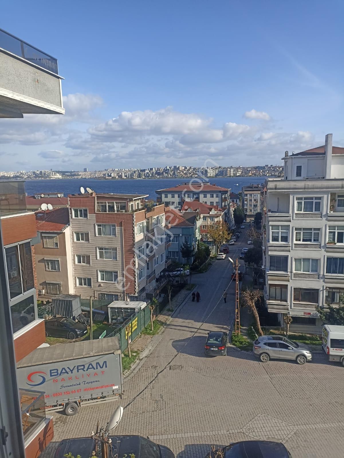 Gumuspala'da 3+1 Metrobuse 8 Dk, Gol Manzaralı, Yatırımlık Satılık Daıre - Görsel 3