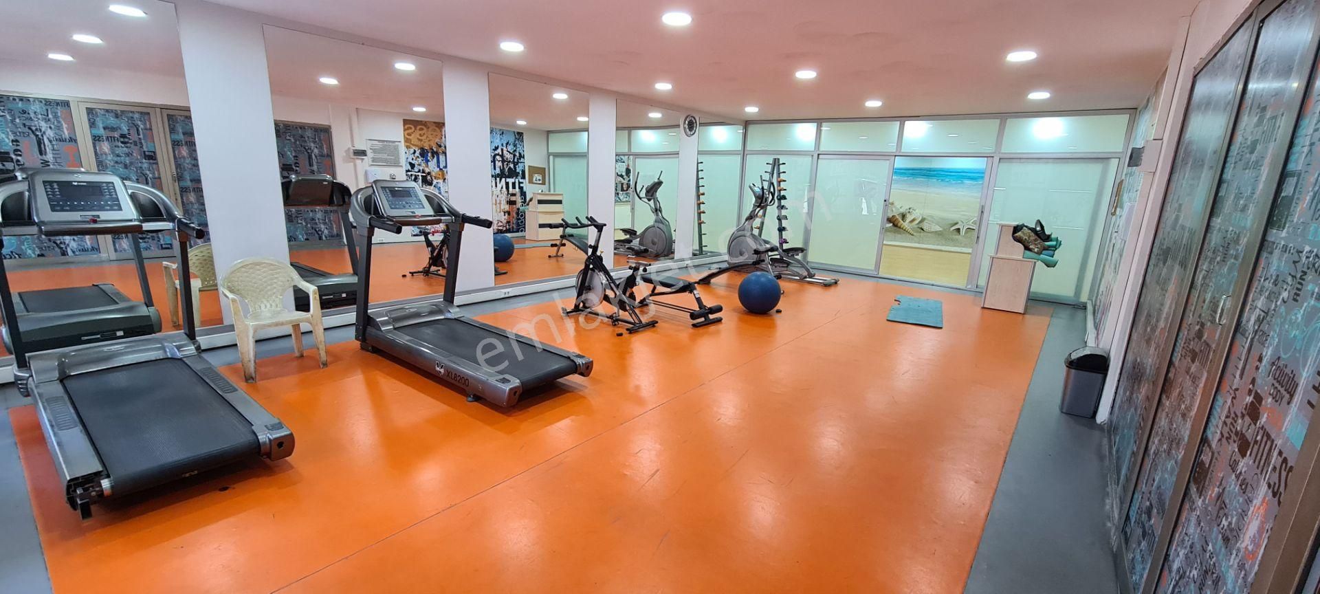 Zeytinburnu Sahilpark Konutları 1+1 Eşyalı Daire Kısmi Deniz Manzaralı - Görsel 26