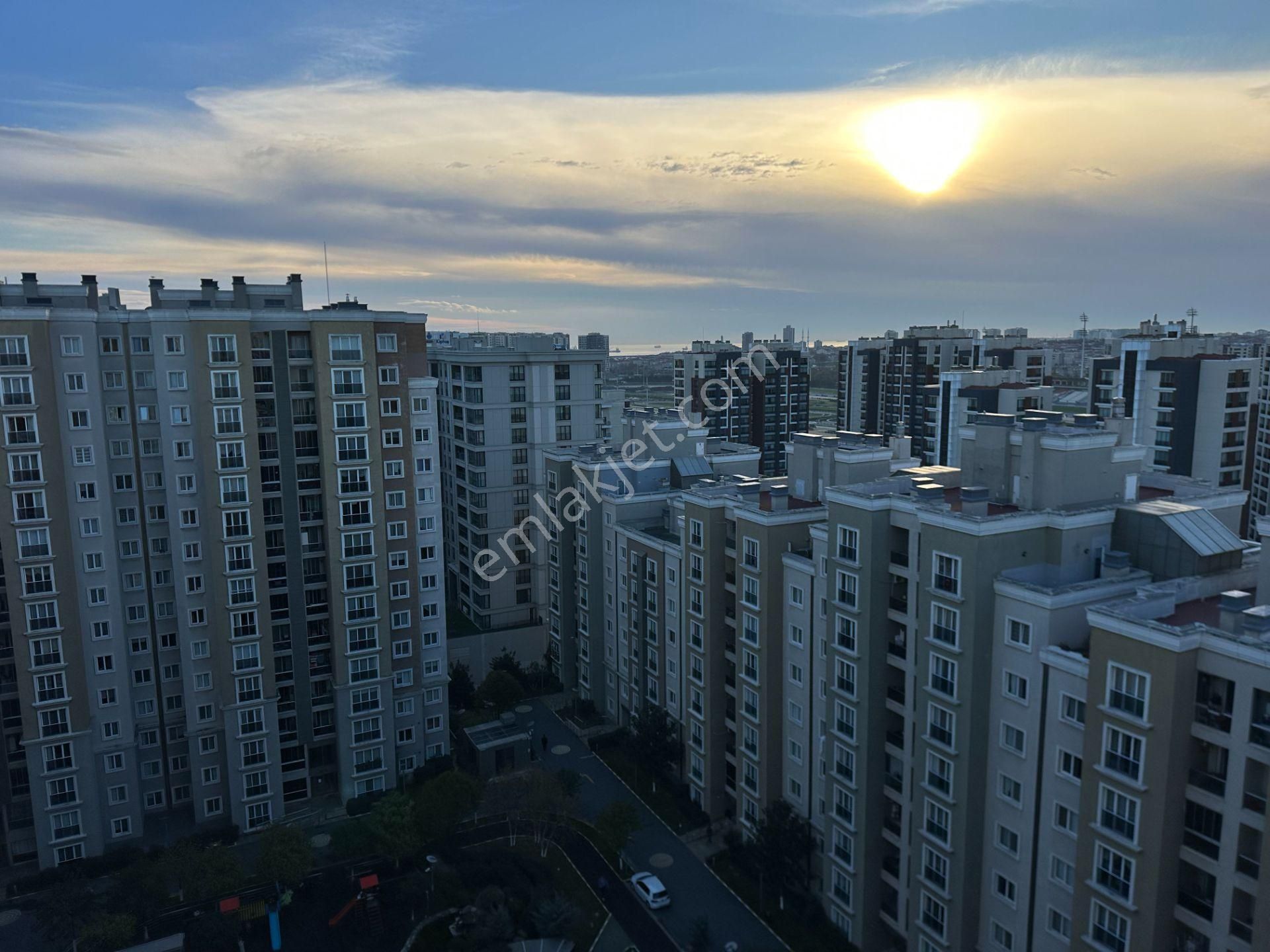 Zeytinburnu Sahilpark Konutları 1+1 Eşyalı Daire Kısmi Deniz Manzaralı - Görsel 6
