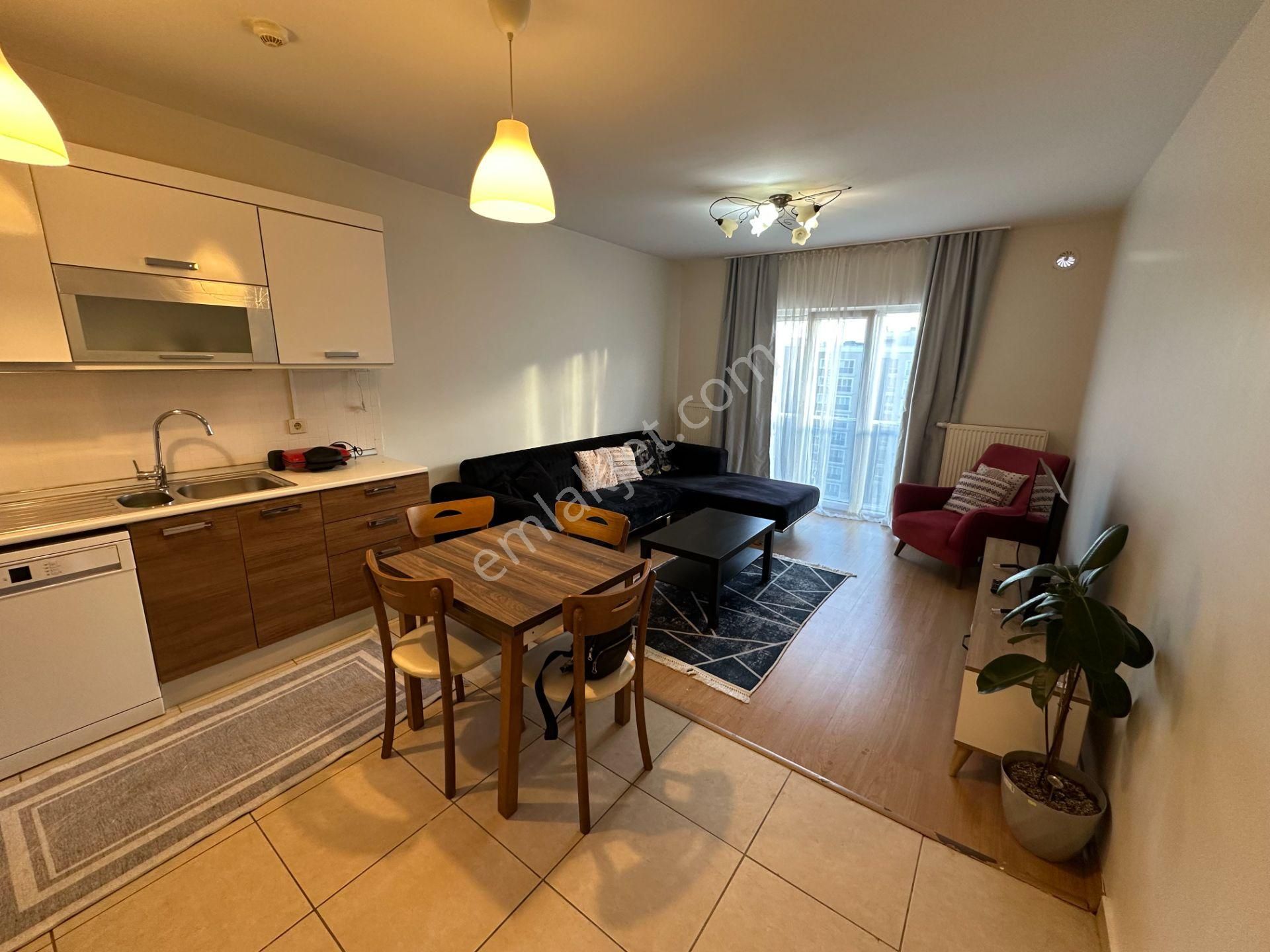 Zeytinburnu Sahilpark Konutları 1+1 Eşyalı Daire Kısmi Deniz Manzaralı - Görsel 10