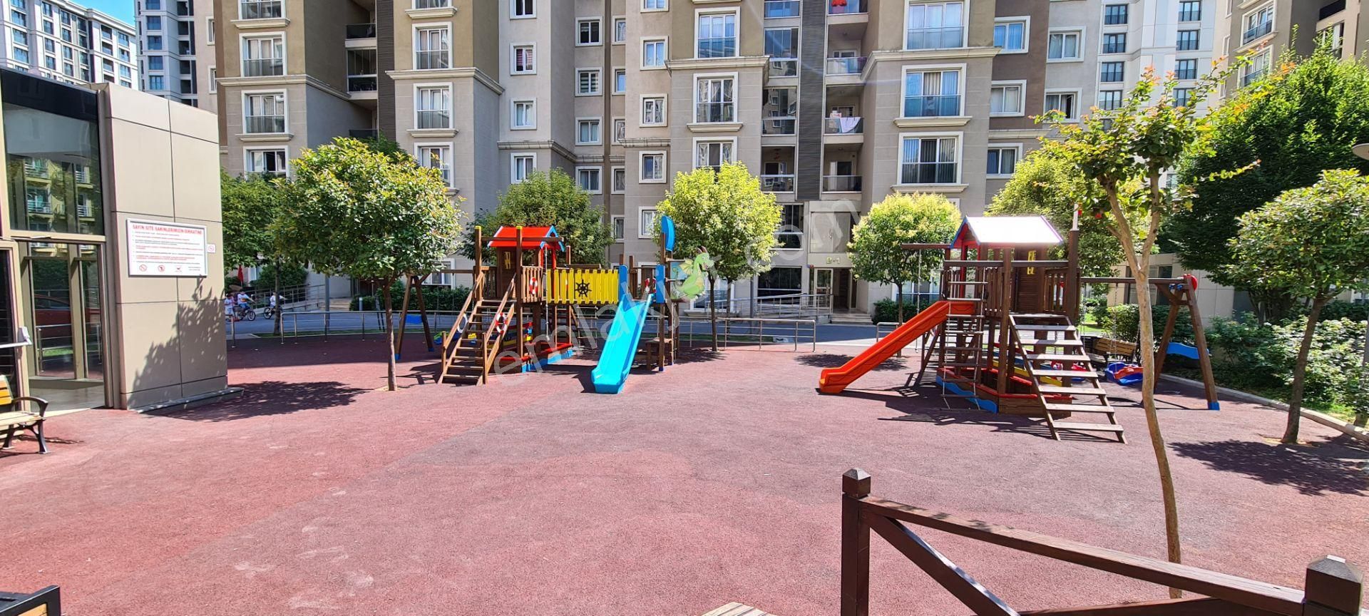 Zeytinburnu Sahilpark Konutları 1+1 Eşyalı Daire Kısmi Deniz Manzaralı - Görsel 21