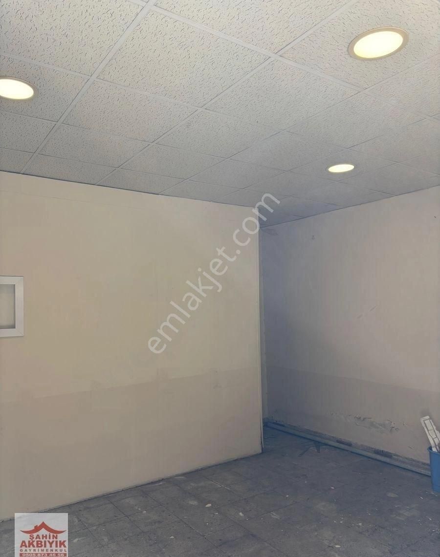Bayraklı Adil Akçamlı Sok 23m2 İşyeri - Görsel 9