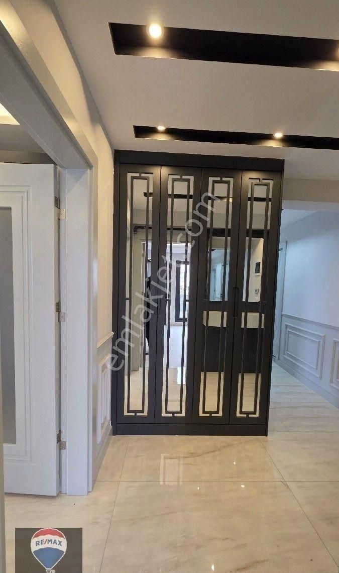 Aydın Efeler'de 3+1 Doğalgaz Yerden Isıtmalı Kiralık Daire - Görsel 11