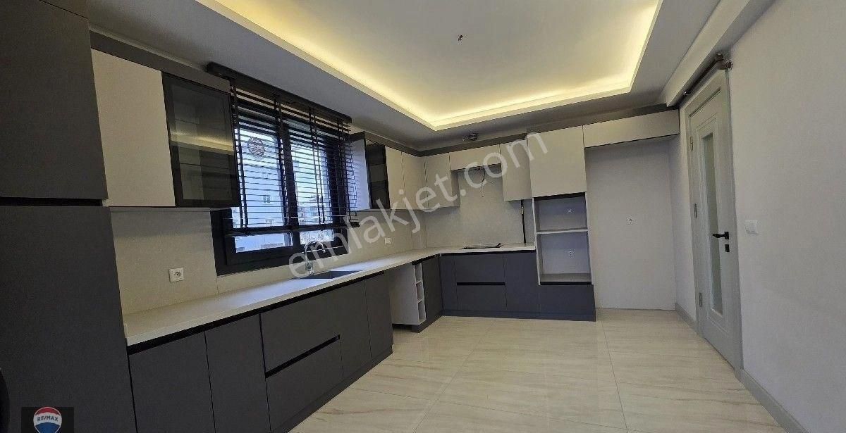 Aydın Efeler'de 3+1 Doğalgaz Yerden Isıtmalı Kiralık Daire - Görsel 34