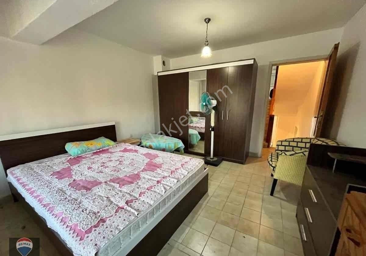 Plaja Yakın Migros Karşısı Kiralık Eşyalı Bahçeli Ev - Görsel 12