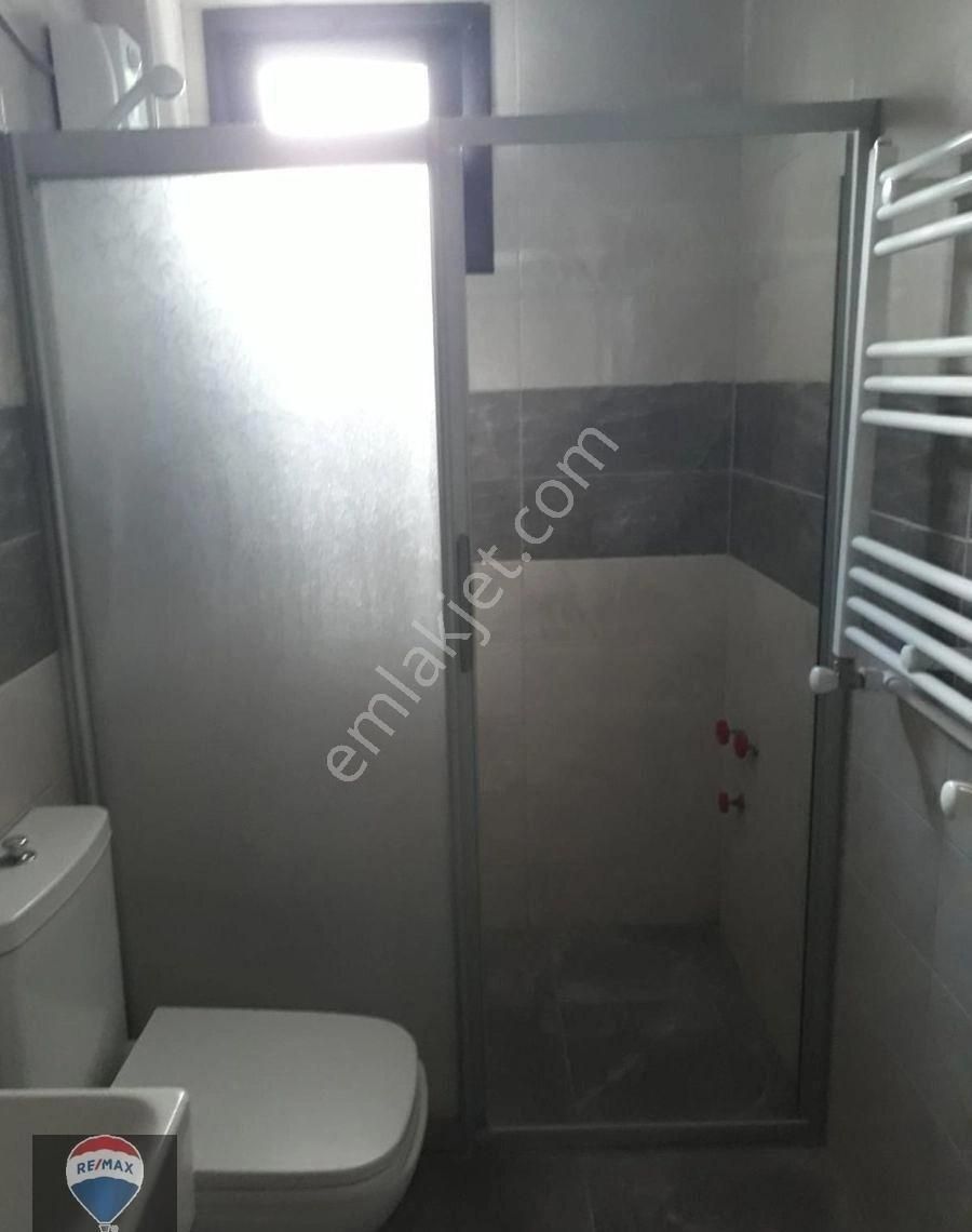 Kuşadası Ege Mahallesi 1+1 Eşyalı • Bahçe Katı • Doğalgazlı Kiralık Daire - Görsel 16