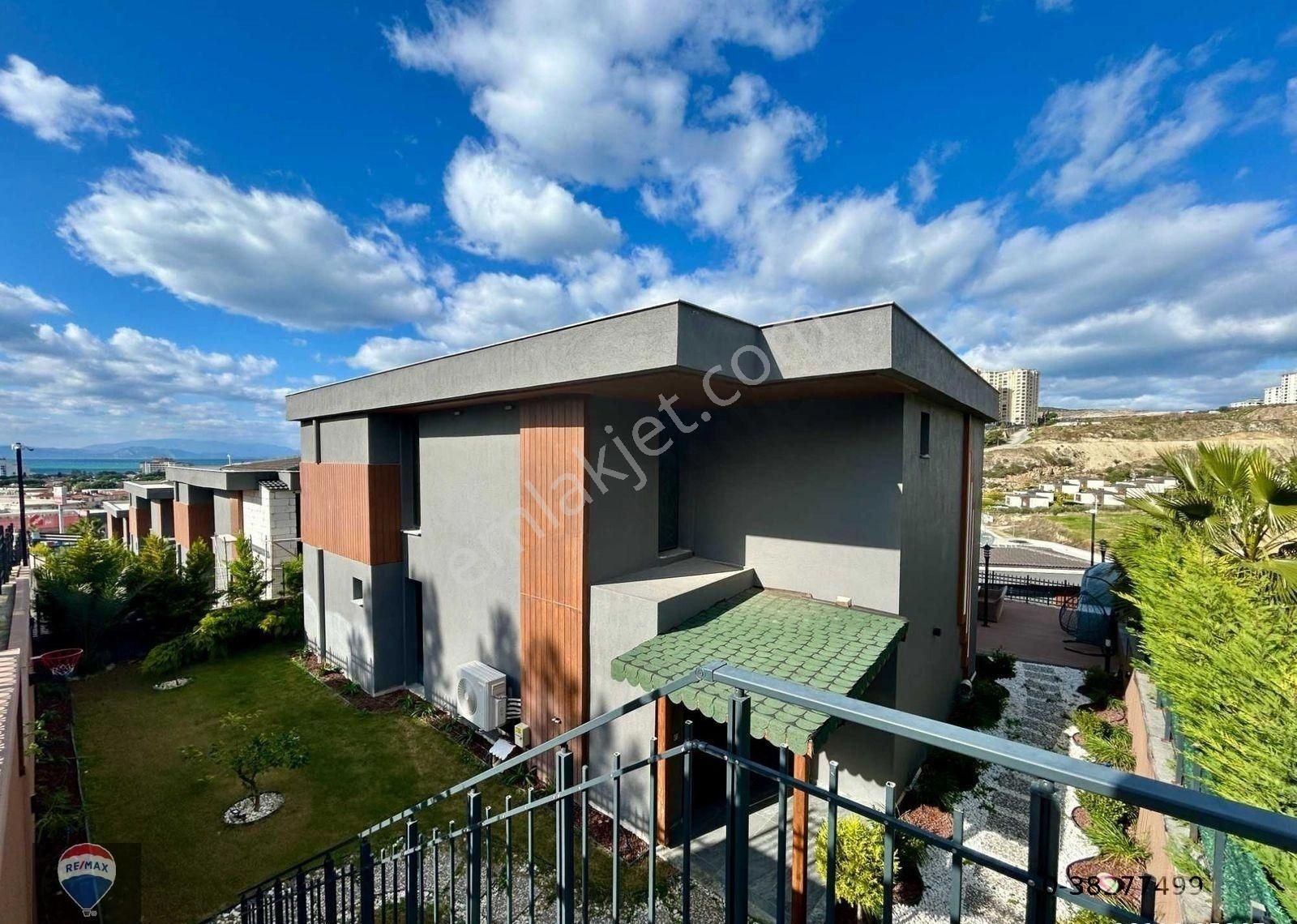 Satılık Kuşadası Focus Elegance 5+1 Özel Havuzlu Müstakil Villa... - Görsel 19