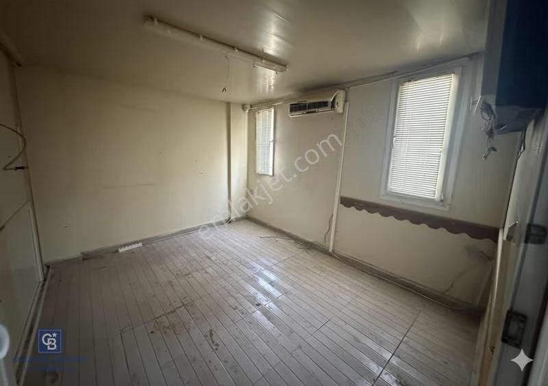 Bornova Mevlana Mahallesinde Kiralık Soğuk Hava Deposu - Görsel 2