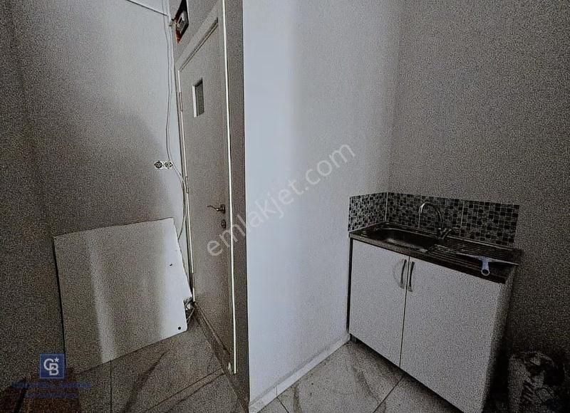 Çiğli Yeni Mahallede 70 M² Merkezi Konumda Kiralık Dükkan - Görsel 13