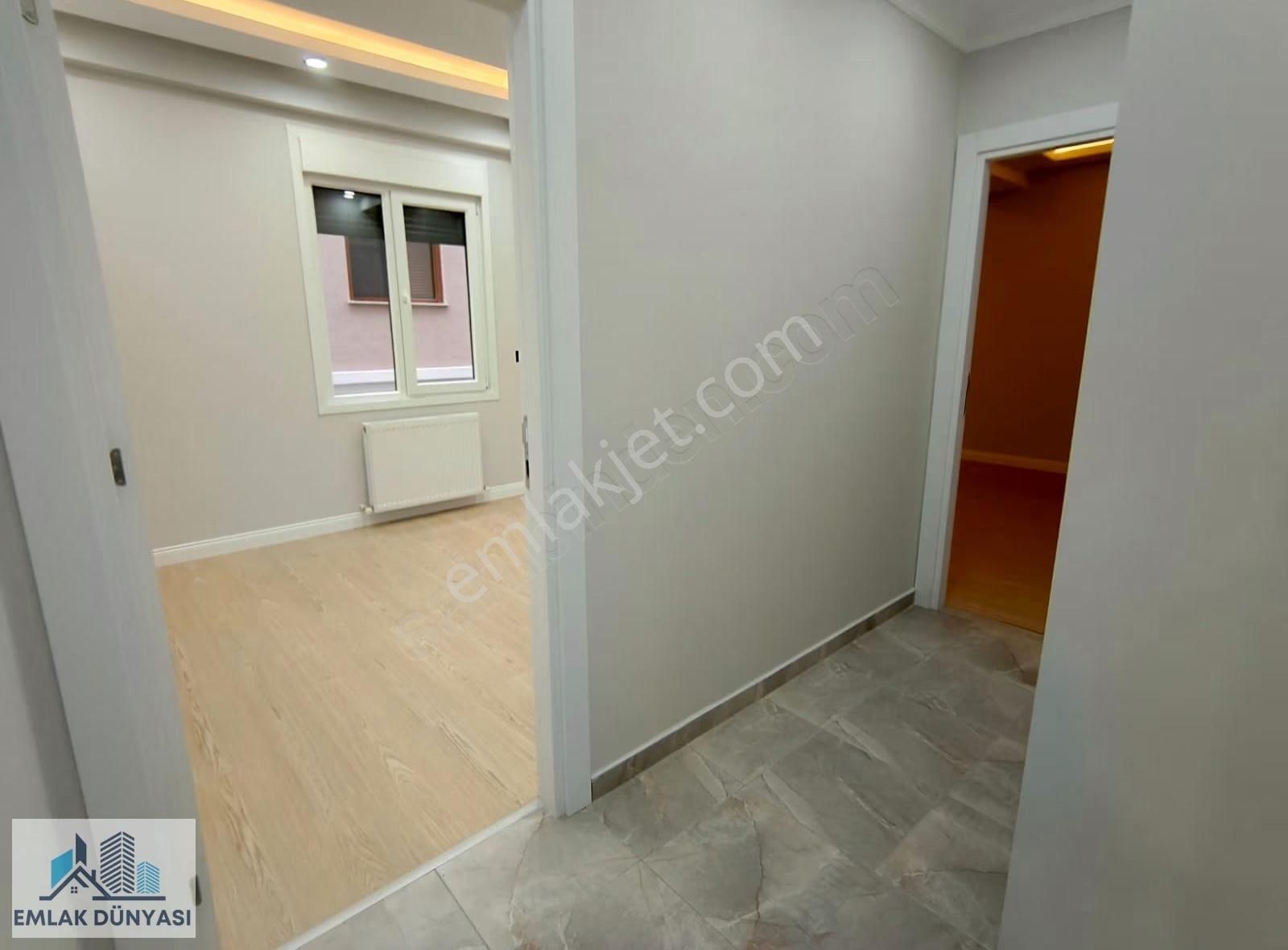 Emlak Dünyasından Ayrı Mutfaklı Balkonlu 5yıllık Binada Şık 2+1 - Görsel 10