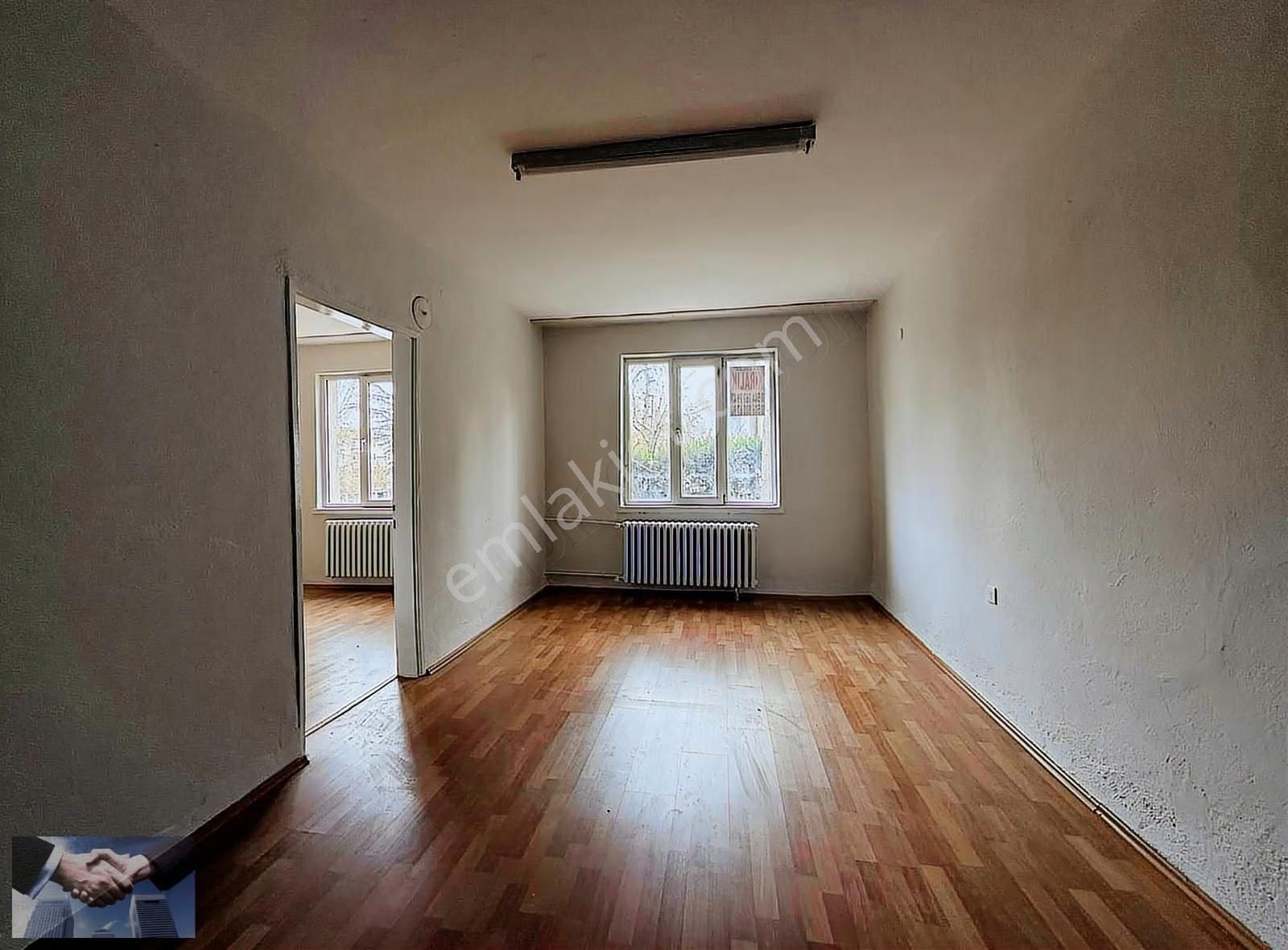 Ssk Bloklarında Kiralık 2+1 Daire - Görsel 15