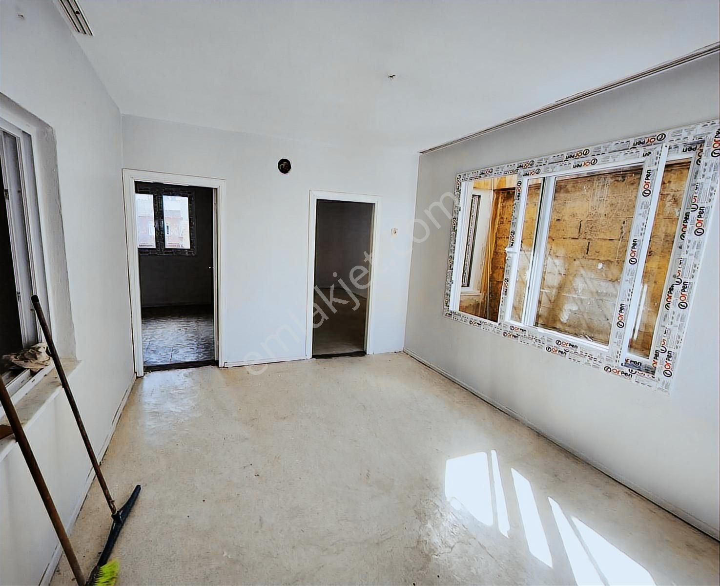 Mestanzade'de Fırsat ! 1+1 Fiyatına 3 Katlı Komple Müstakil Bina - Görsel 5