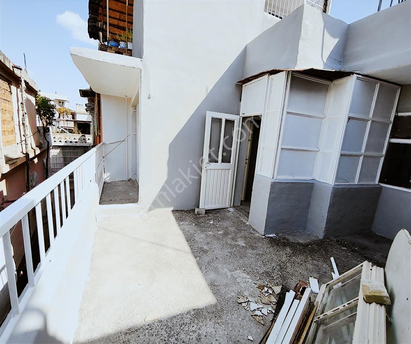 Mestanzade'de Fırsat ! 1+1 Fiyatına 3 Katlı Komple Müstakil Bina - Görsel 11