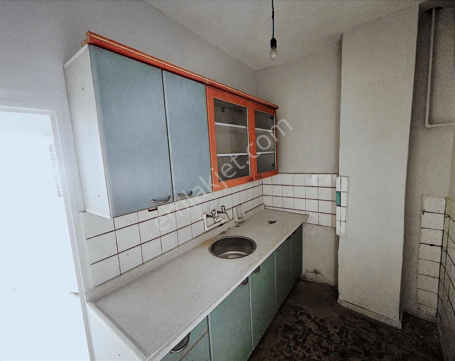 Mestanzade'de Fırsat ! 1+1 Fiyatına 3 Katlı Komple Müstakil Bina - Görsel 14