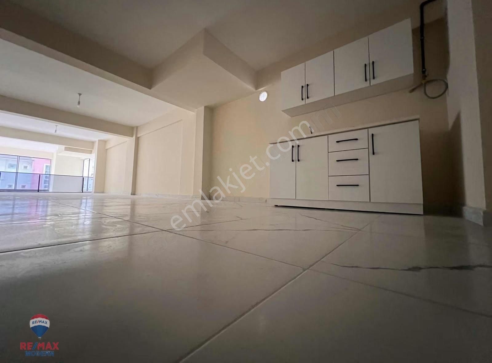 Recep Erdoğan'dan Bulvara Cephe 160 M2 Kiralık Dükkan - Görsel 11
