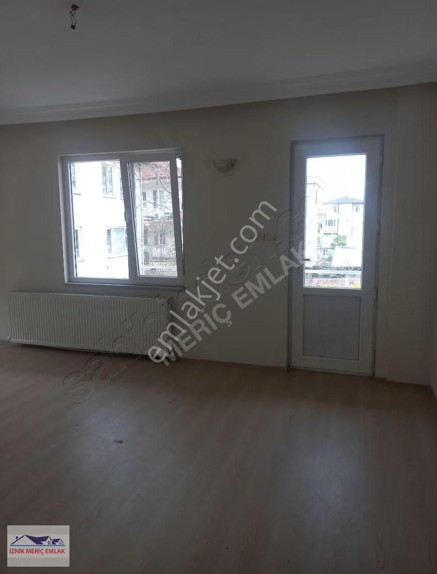 İznik Mustafakemalpaşa Mahallesinde Sahil Yolu Üzerinde - Görsel 3