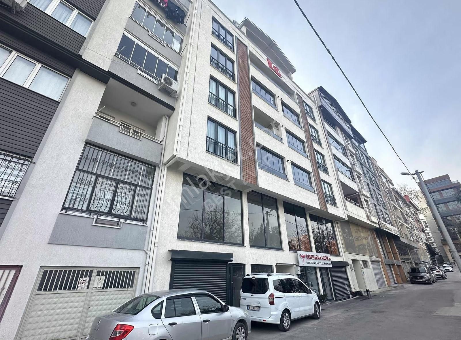 Beşevler Yıldırım Caddesinde Satılık 2+1 Dubleks - Görsel 18