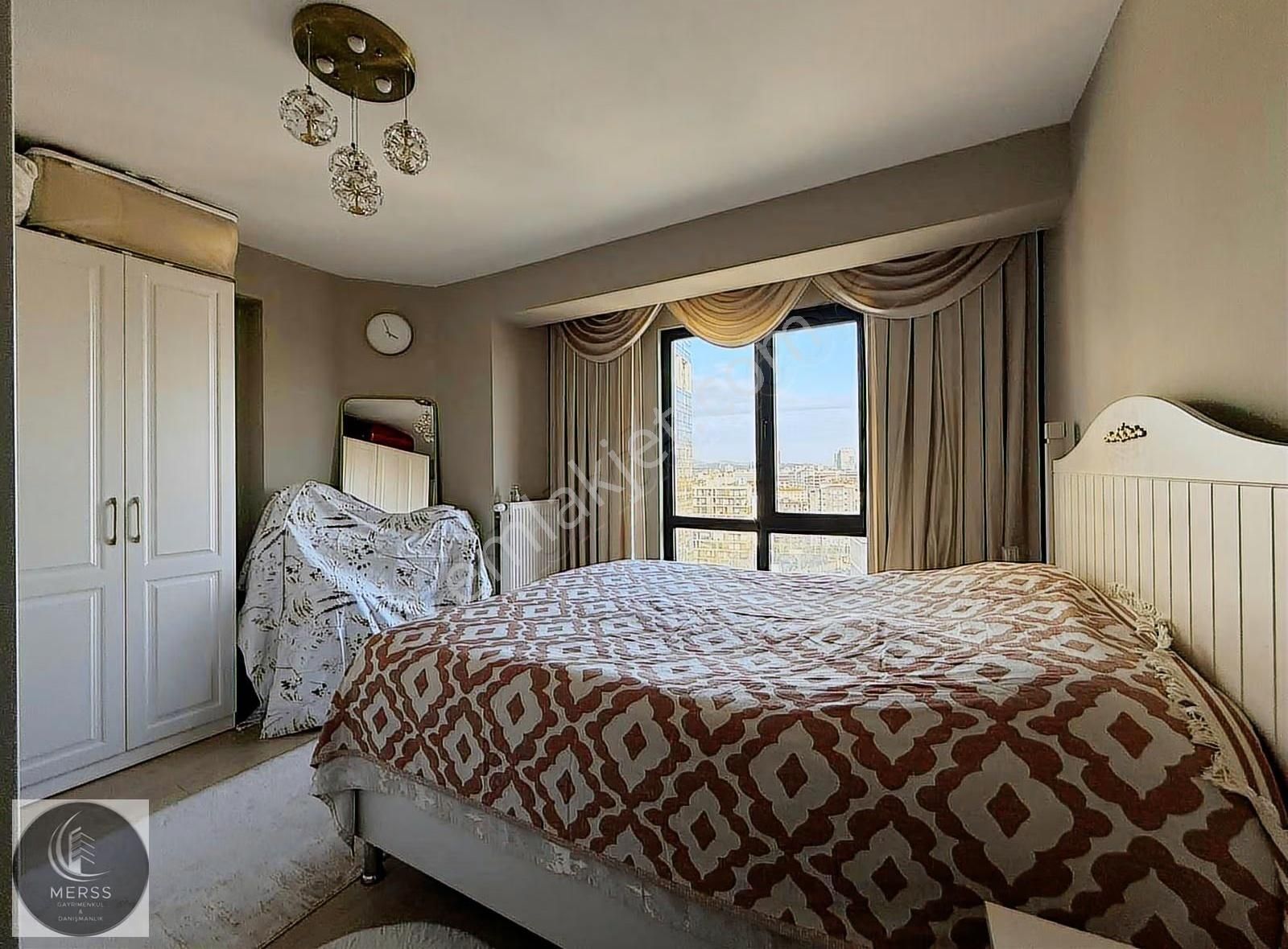 Ümraniye Tantavı Mah. Millet Sitesinde 130 M2 3+1 Daire - Görsel 7