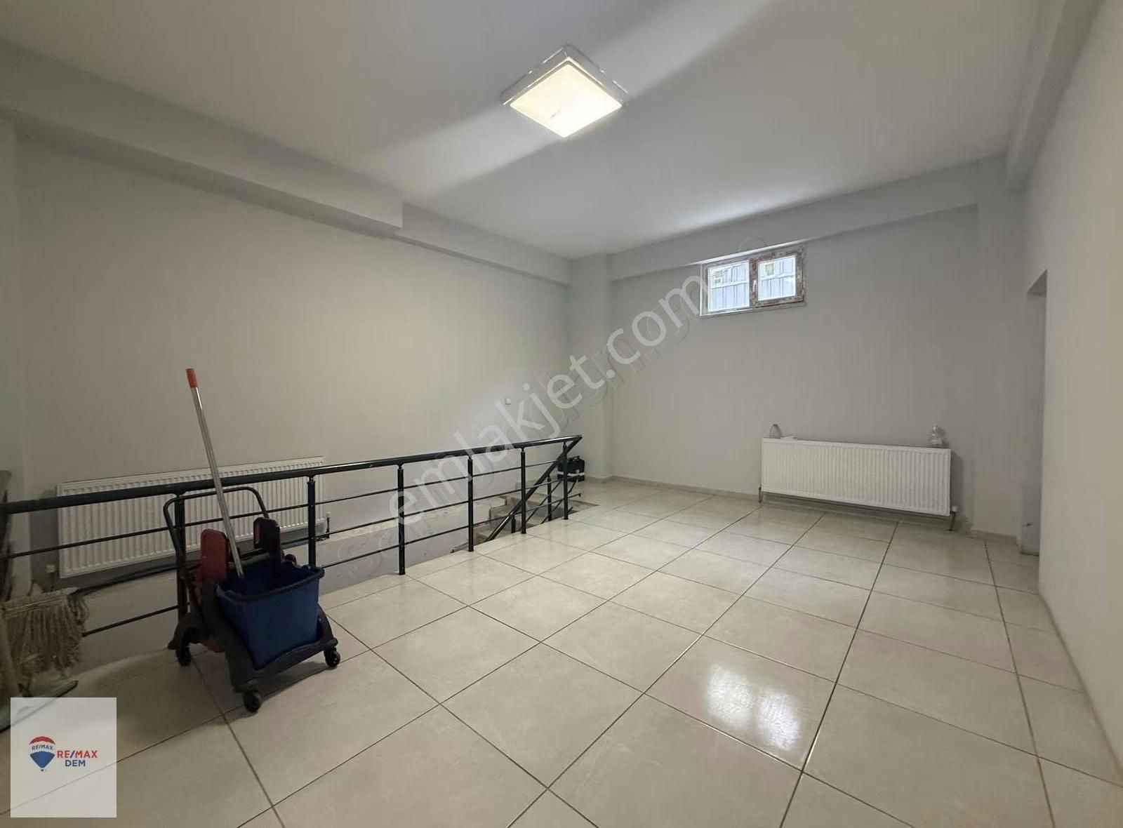 Remaxdem'den Merkezi Konumda Cadde Üzeri Devren Kiralık İş Yeri - Görsel 15