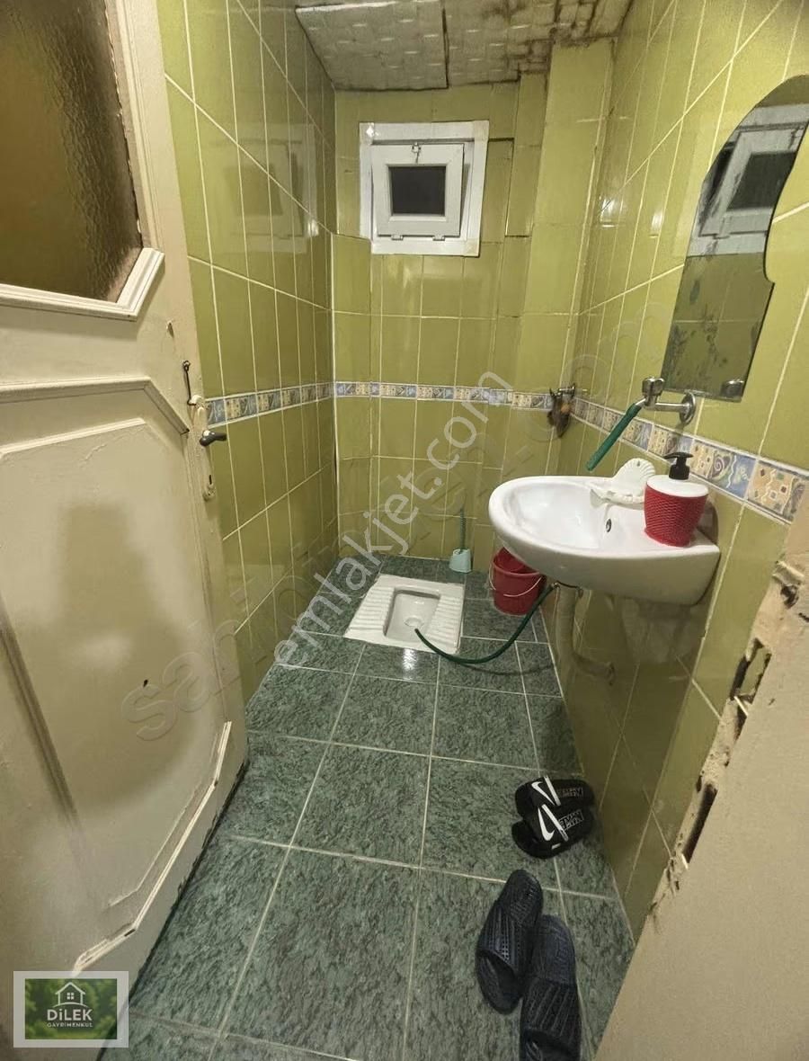 185/40 Hisseli 3 Katlı Bına Satılık Daıre Yatırıma Uygundur - Görsel 21