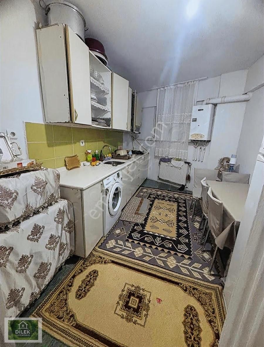 185/40 Hisseli 3 Katlı Bına Satılık Daıre Yatırıma Uygundur - Görsel 7