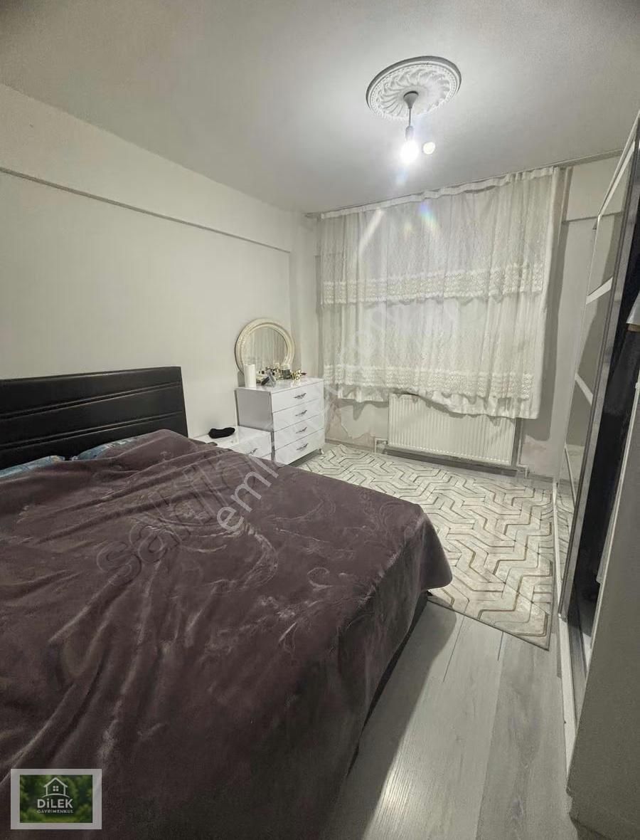 185/40 Hisseli 3 Katlı Bına Satılık Daıre Yatırıma Uygundur - Görsel 16