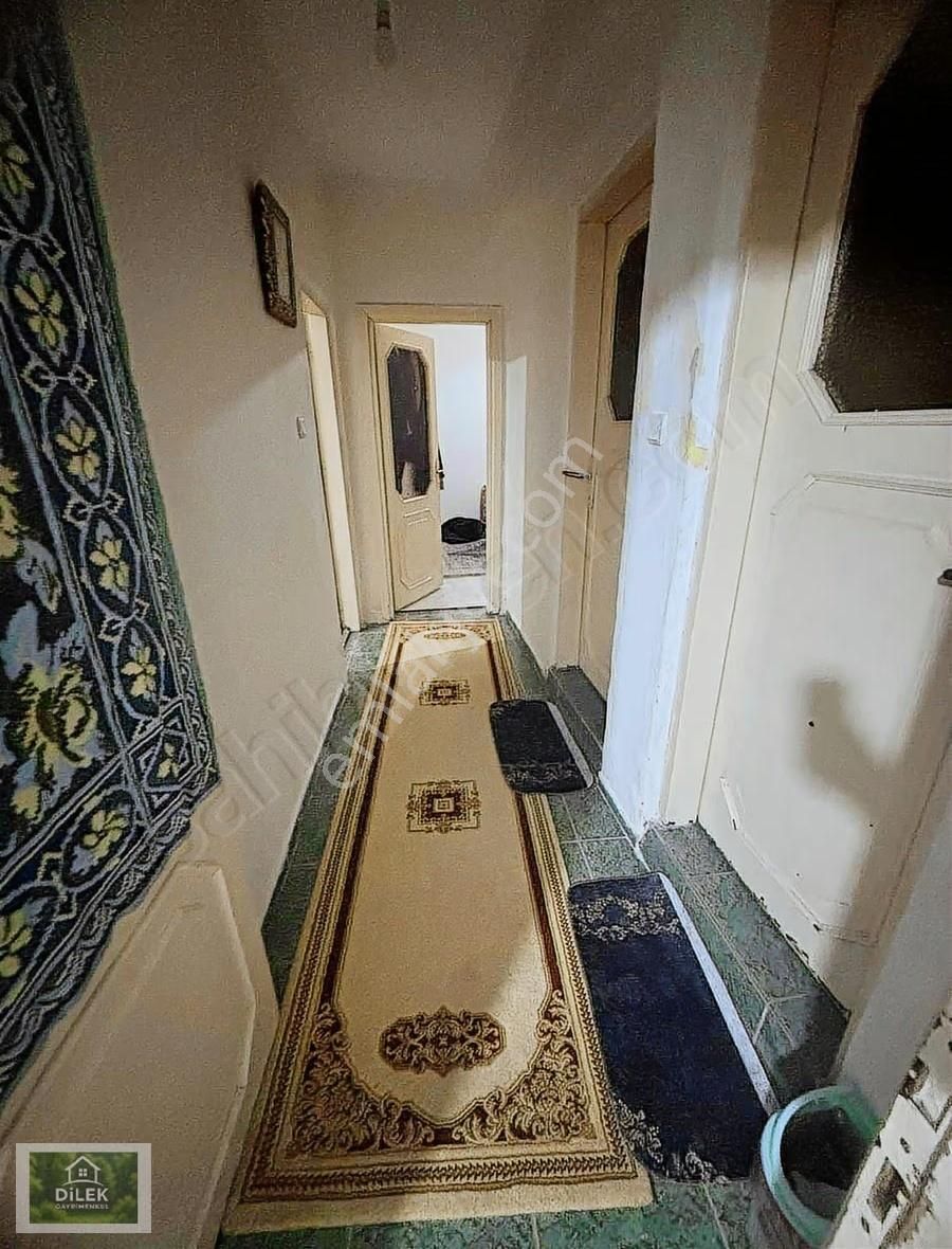 185/40 Hisseli 3 Katlı Bına Satılık Daıre Yatırıma Uygundur - Görsel 33