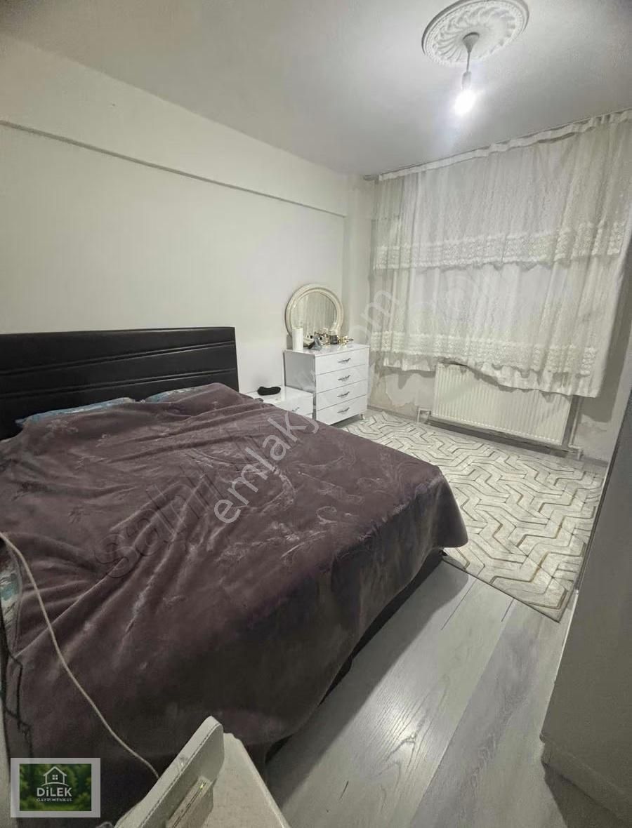 185/40 Hisseli 3 Katlı Bına Satılık Daıre Yatırıma Uygundur - Görsel 15