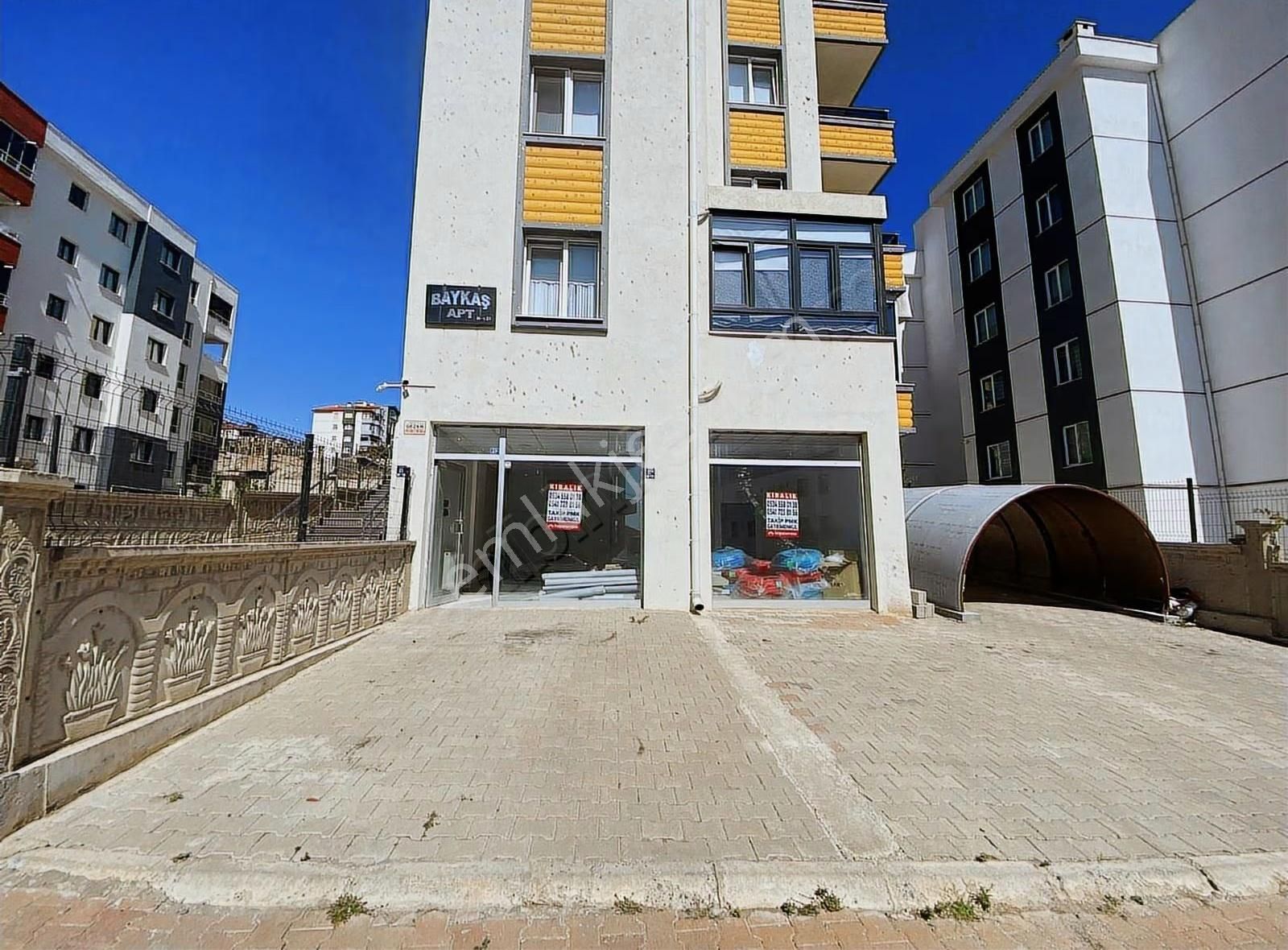 Pn İnşaat Gayrimenkulden Kiralık Dükkan