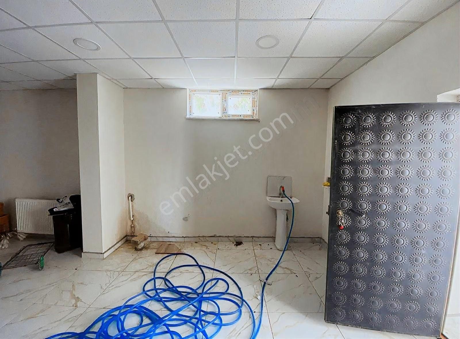 Pn İnşaat Gayrimenkulden Kiralık Dükkan - Görsel 11