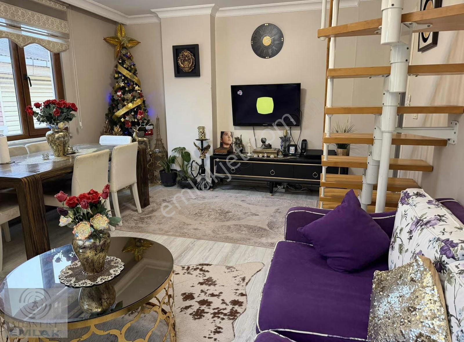 Kayışdağı Merkeze Yakın 4+2 180m2 2.kat Teraslı Metroya Yakın