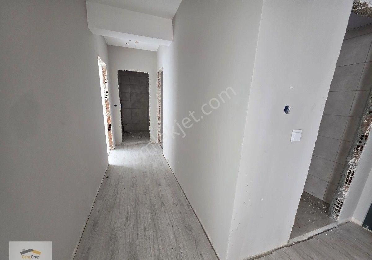 *genç Grup*şarhöyük Anıt Park Yakını Özel Garajlı Lüx 3+1 - Görsel 8