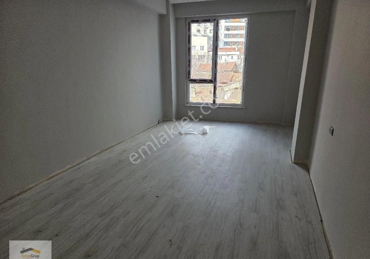 *genç Grup*şarhöyük Anıt Park Yakını Özel Garajlı Lüx 3+1 - Görsel 19